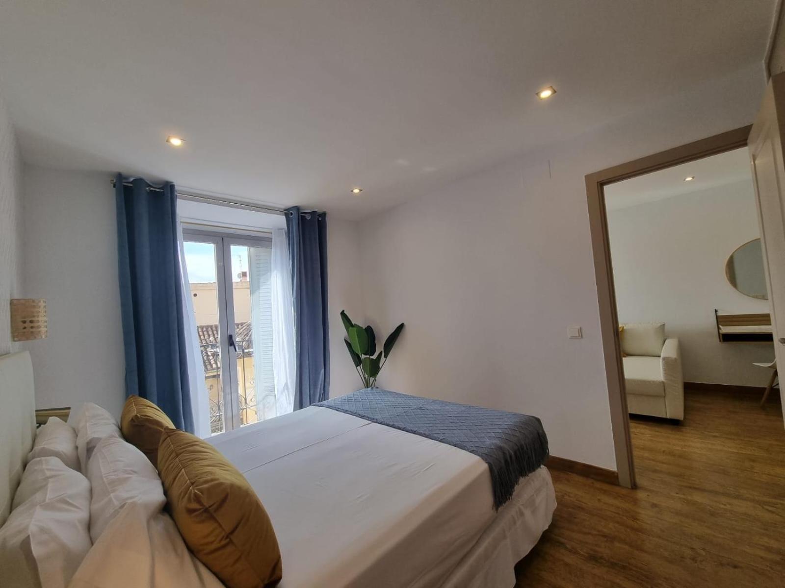 Apartamentos San Andres Madrid Kültér fotó