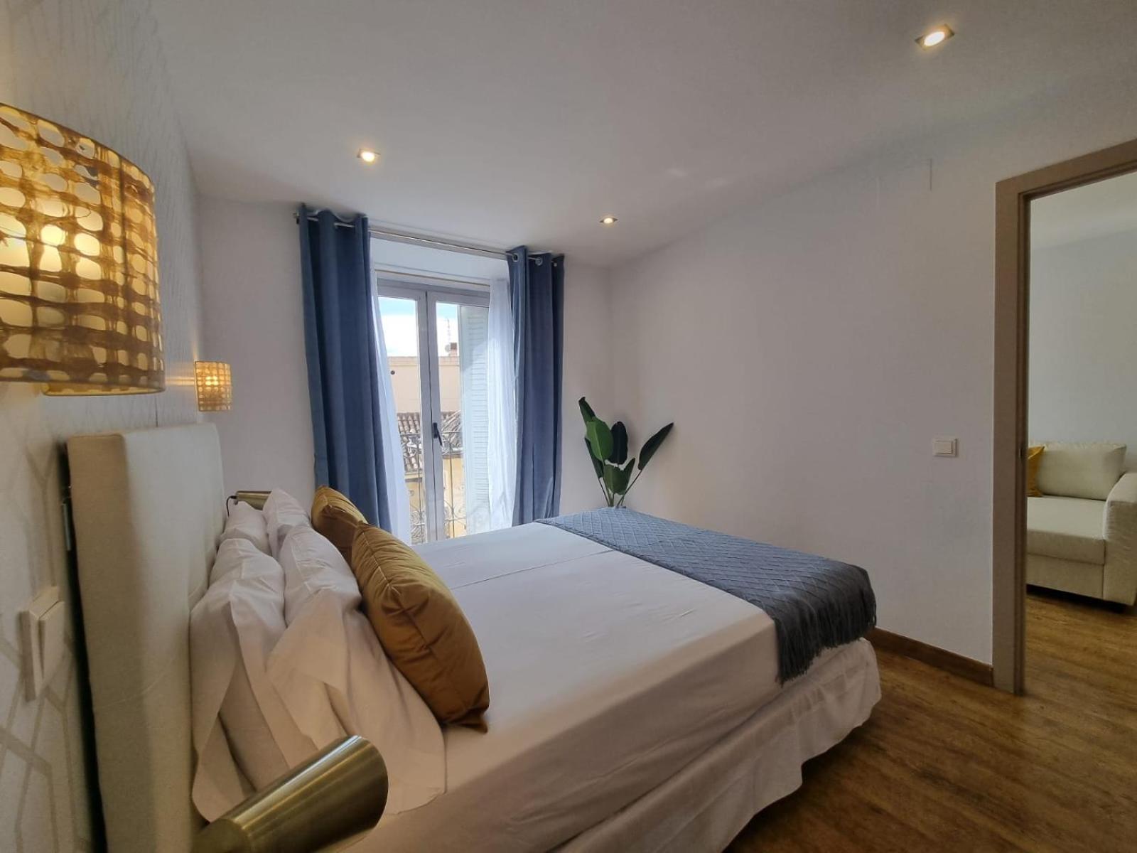 Apartamentos San Andres Madrid Kültér fotó